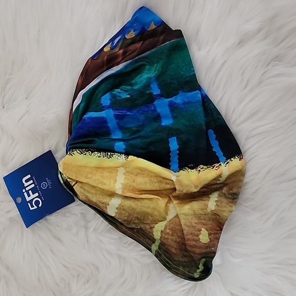 5 Fin Sun Scarf Blue Marlin - Picture 2 of 6